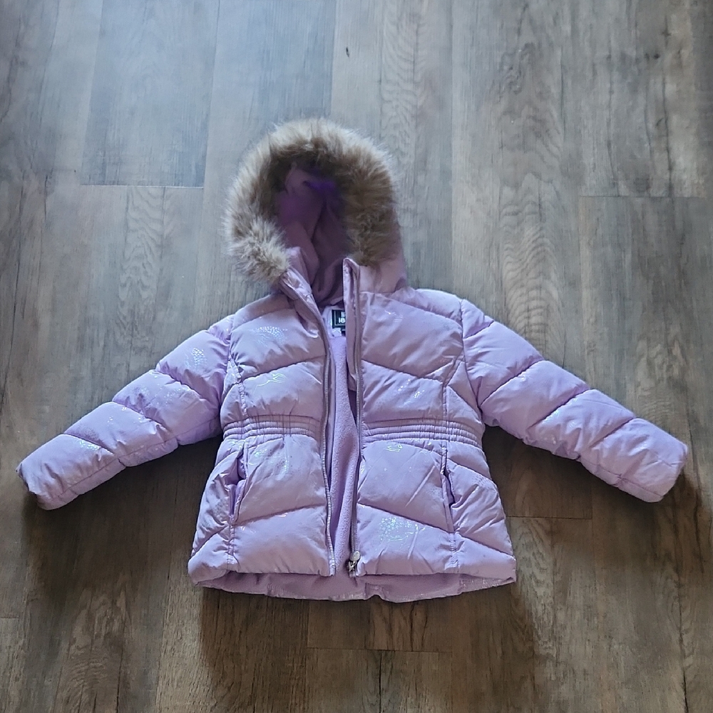 Lilac Puffer Jacket with Faux Fur Hood